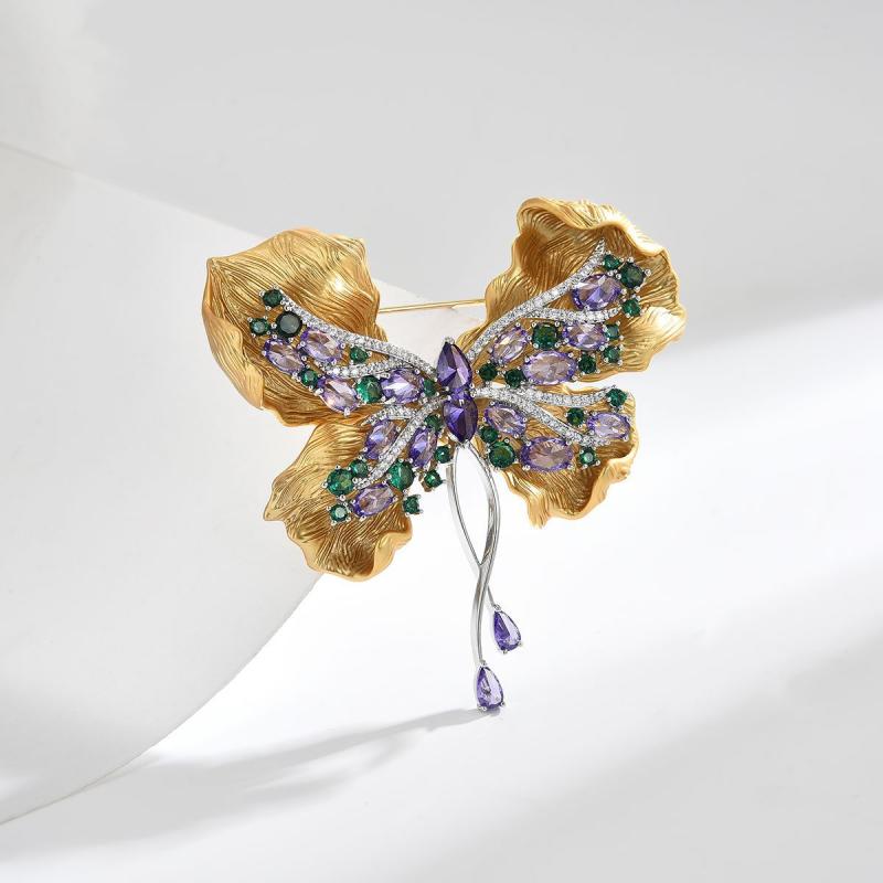 Flutura Zirconia Brooch