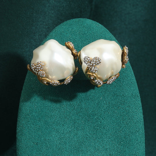 Mariselle Glass Pearl Antique Earrings