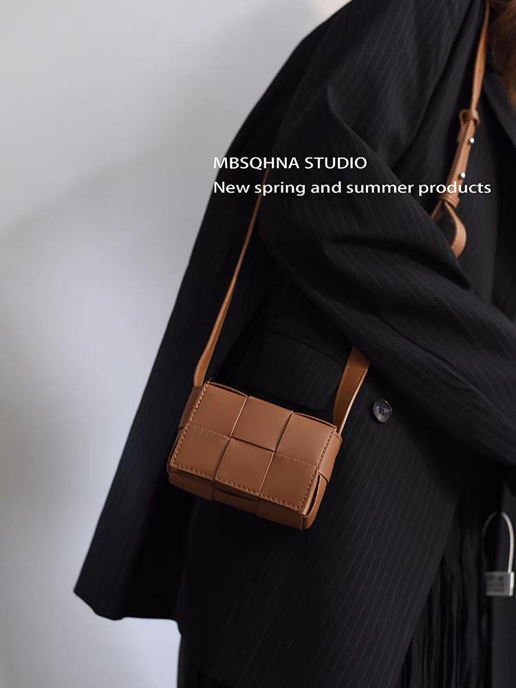 Starvine Mini Handbag (Brown)