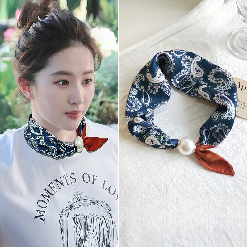 Paisel Magnetic Buckle Scarf with Pearl