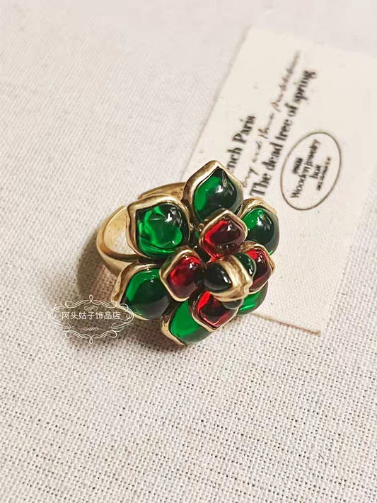 Camellia Antique Ring (Green)