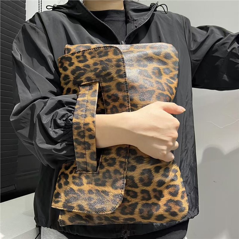 Maya Vegan Handbag (Leopard Print)