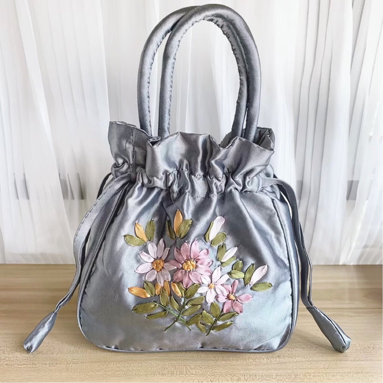 Roselle Gift Pouch (Grey)