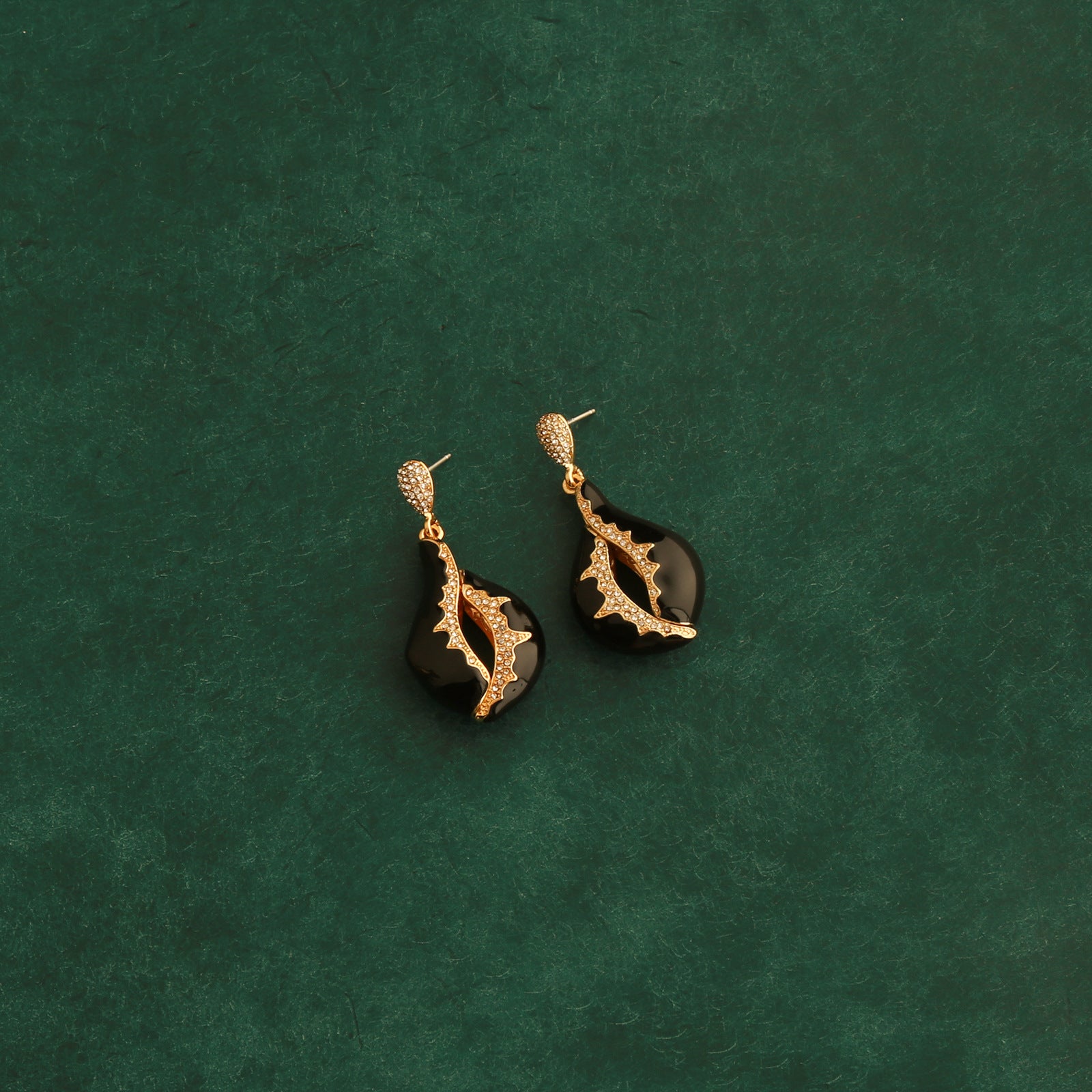 Teara Antique Earrings