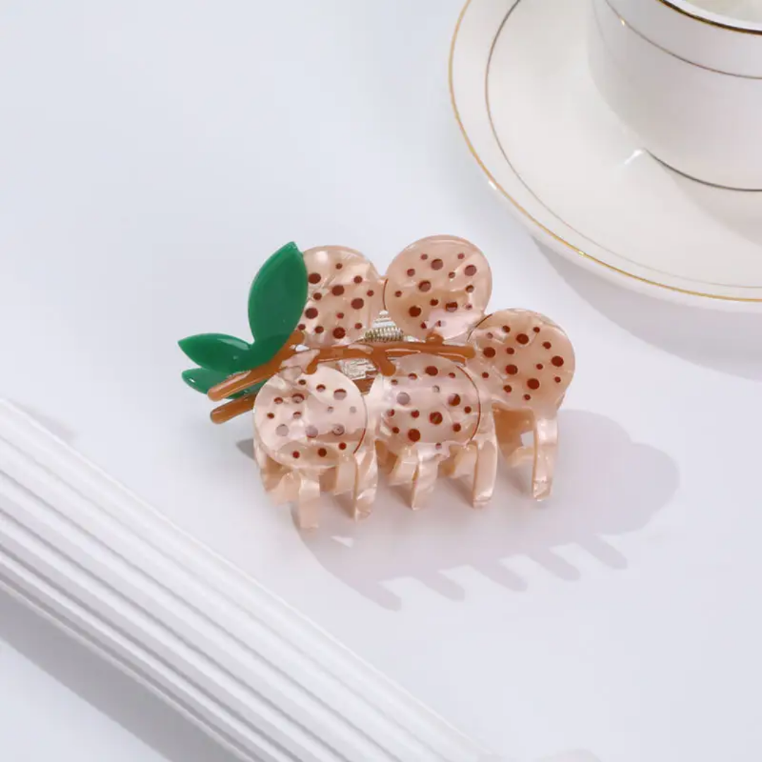 Creamvine Claw Clip