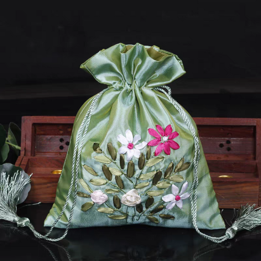 Petit Luxe Gift Pouch (Green)