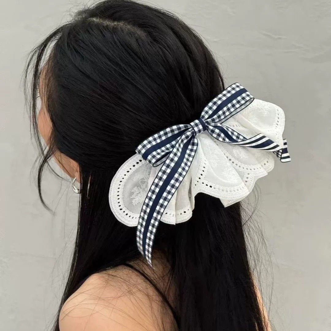 Ravess Skirt Barette Clip