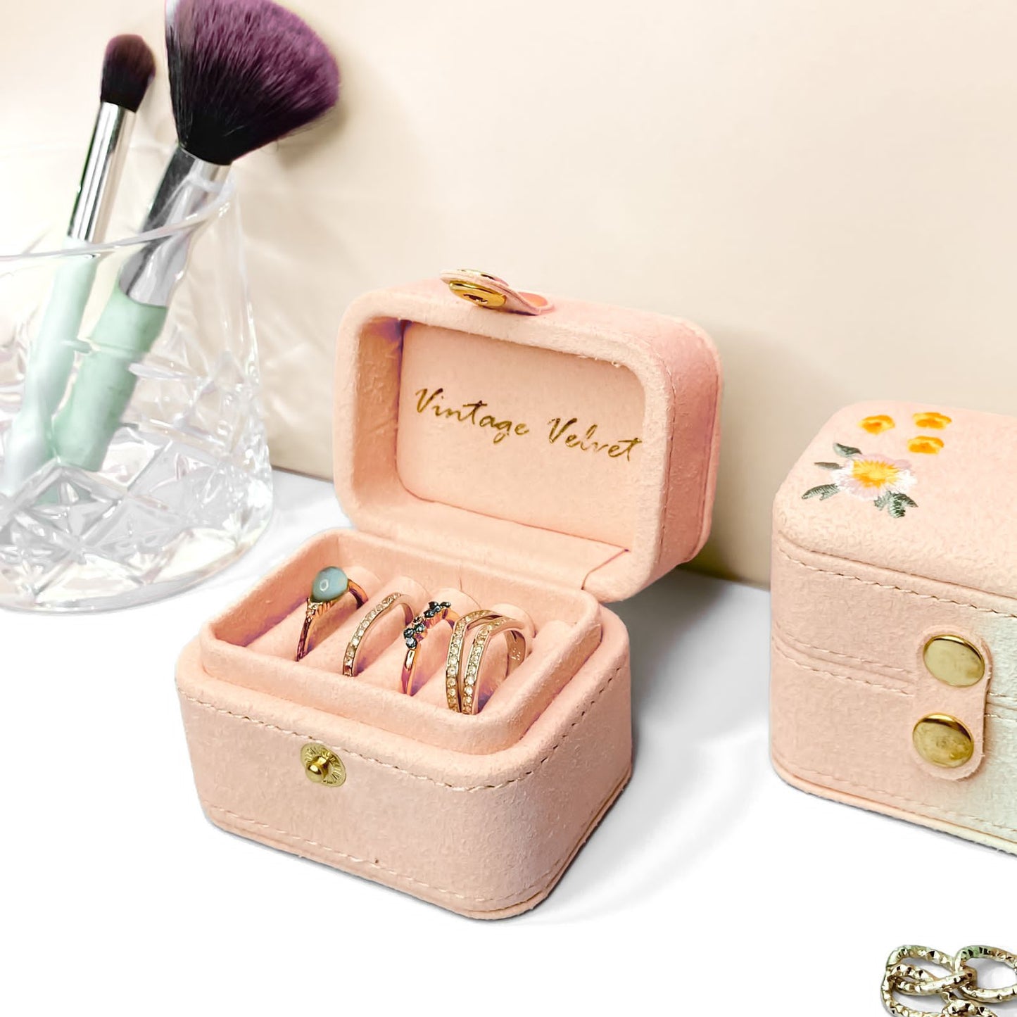 Pine Embroidered Ring Jewelry Box