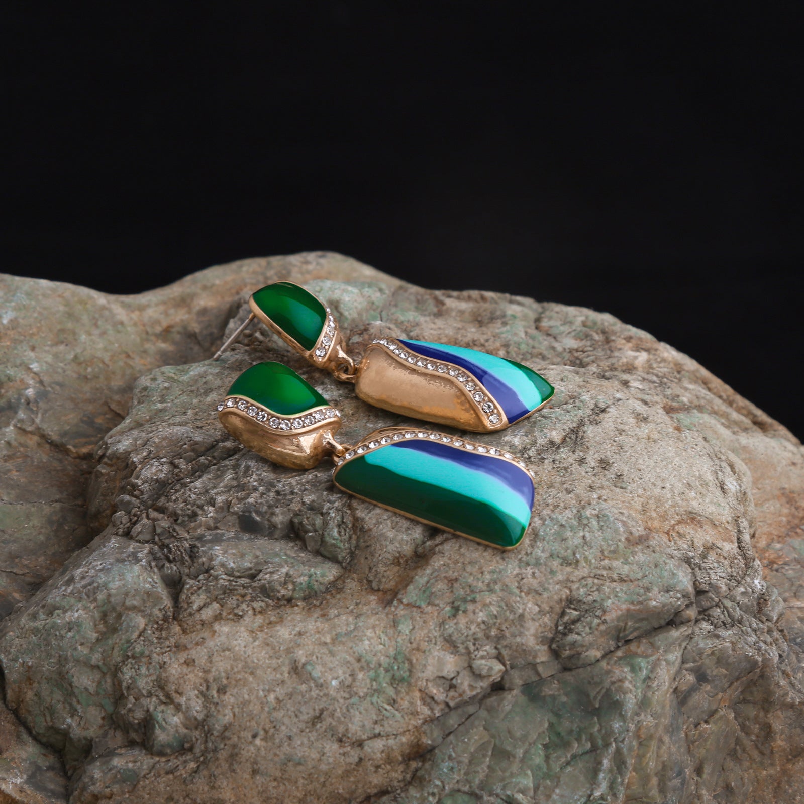 Emeraldine Antique Earrings