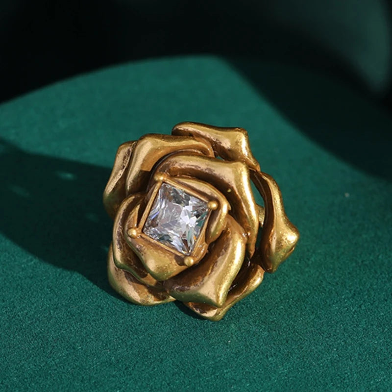 Bloomara Antique Flower Ring