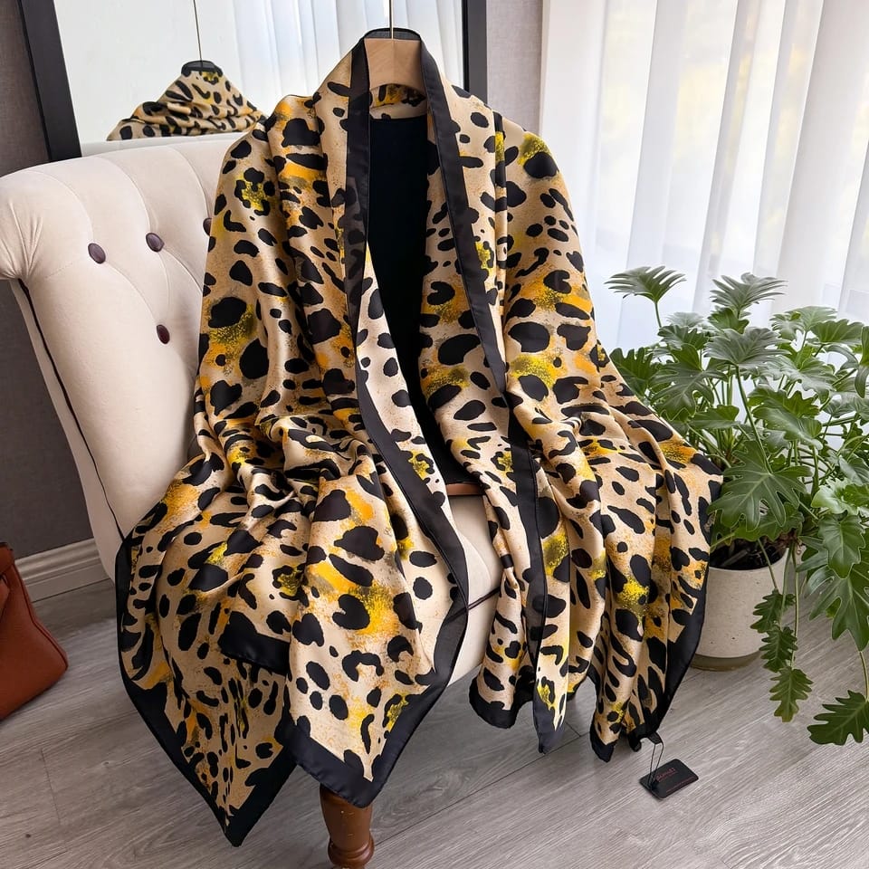 Poise Silk Stole