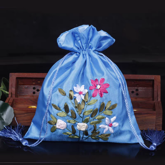 Petit Luxe Gift Pouch (Blue)
