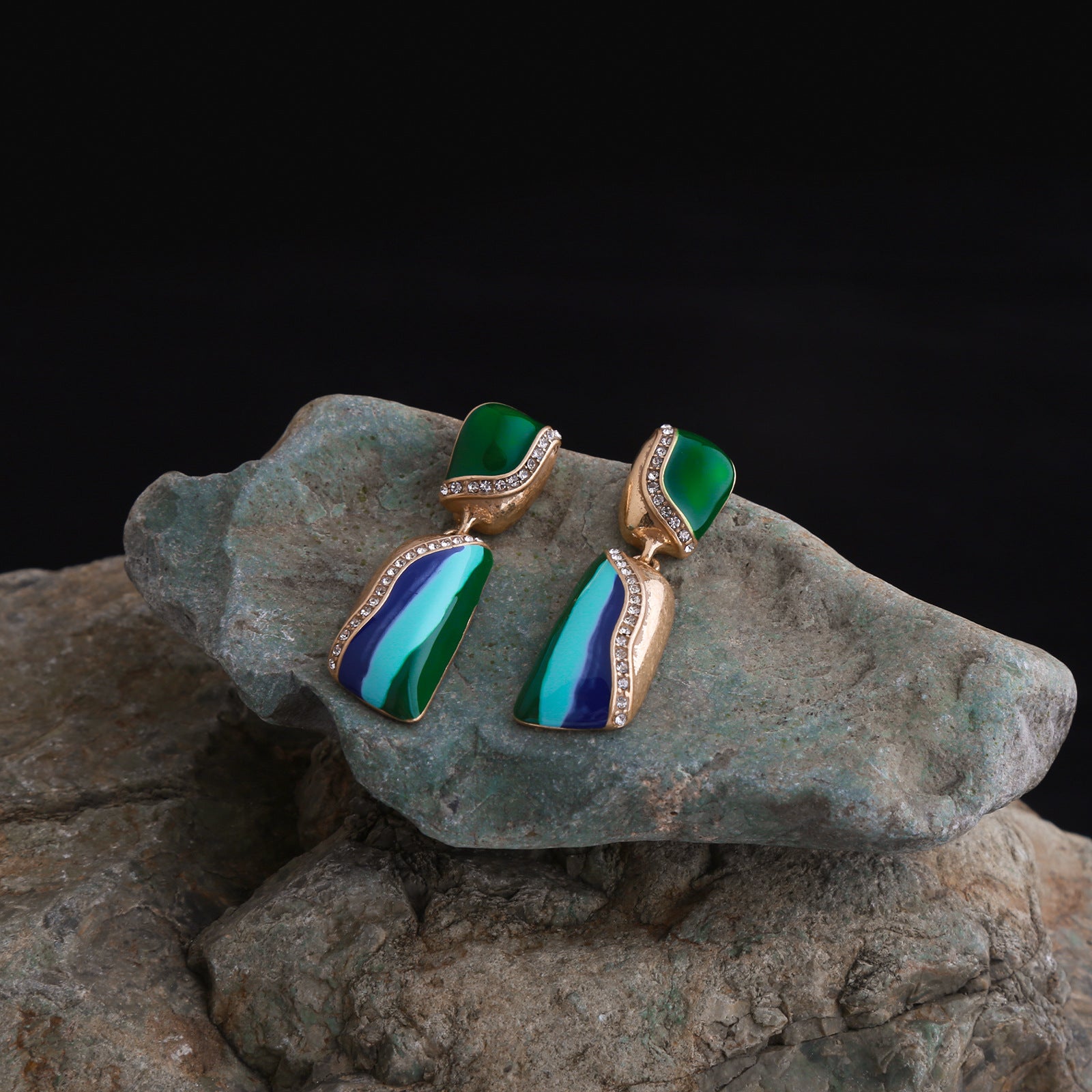 Emeraldine Antique Earrings