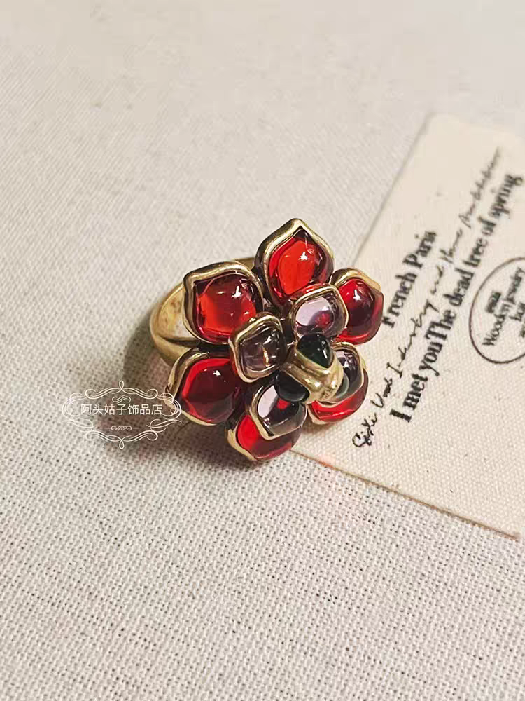 Camellia Antique Ring (Red)