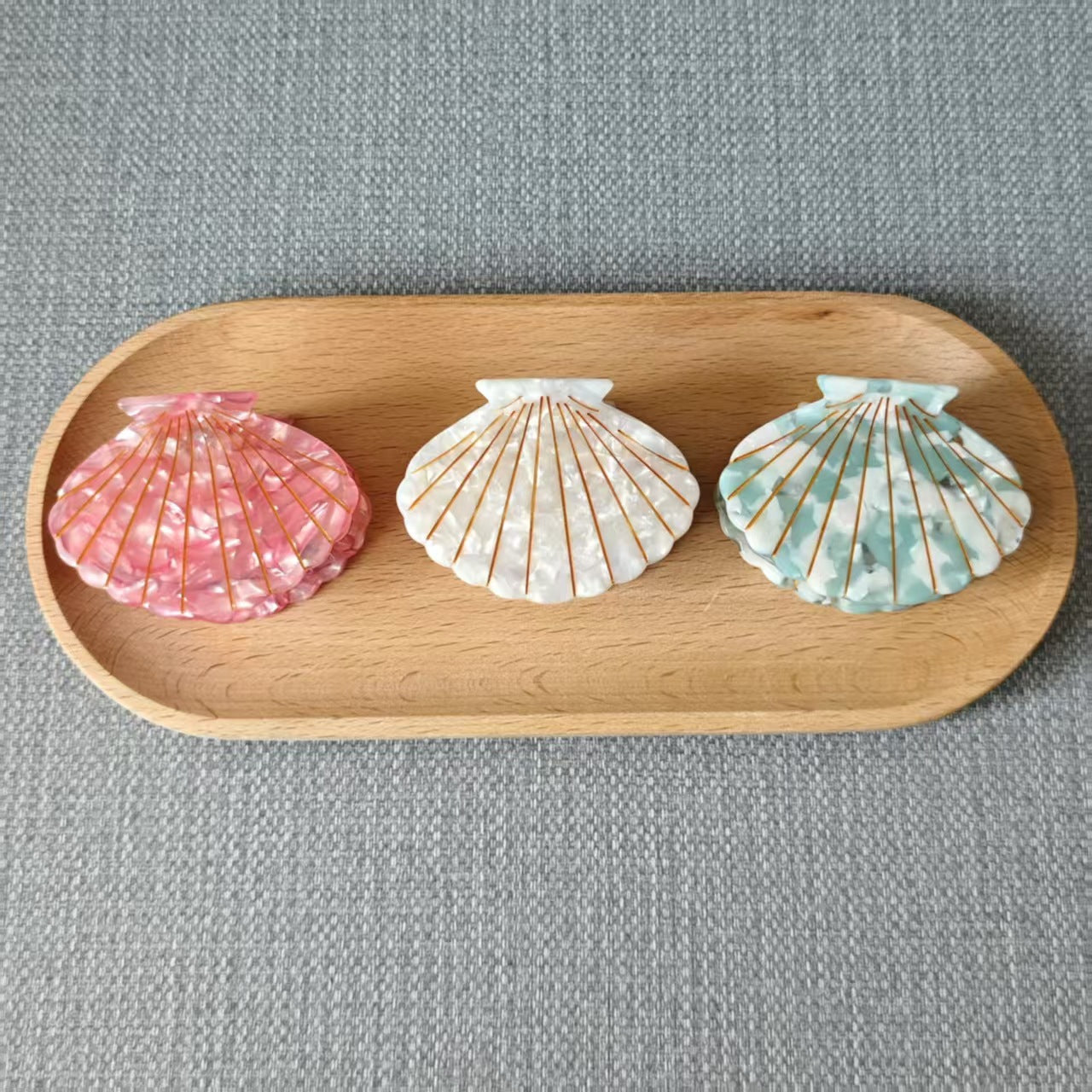 Coastal Shell Claw Clip