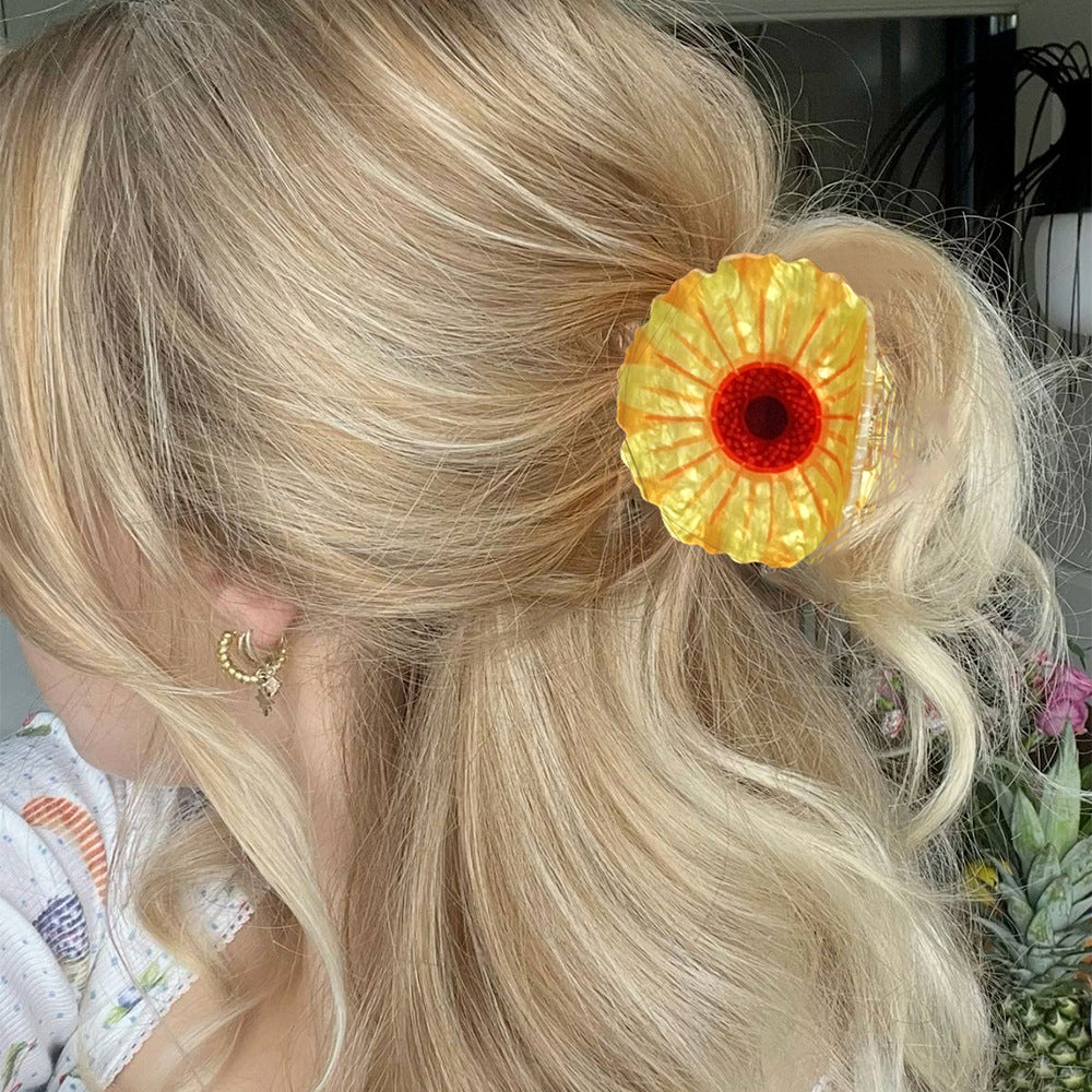 Fleurie Claw Clip