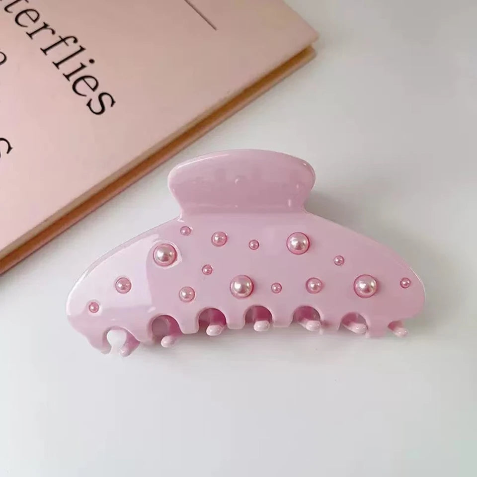 Pearl Veil Claw Clip