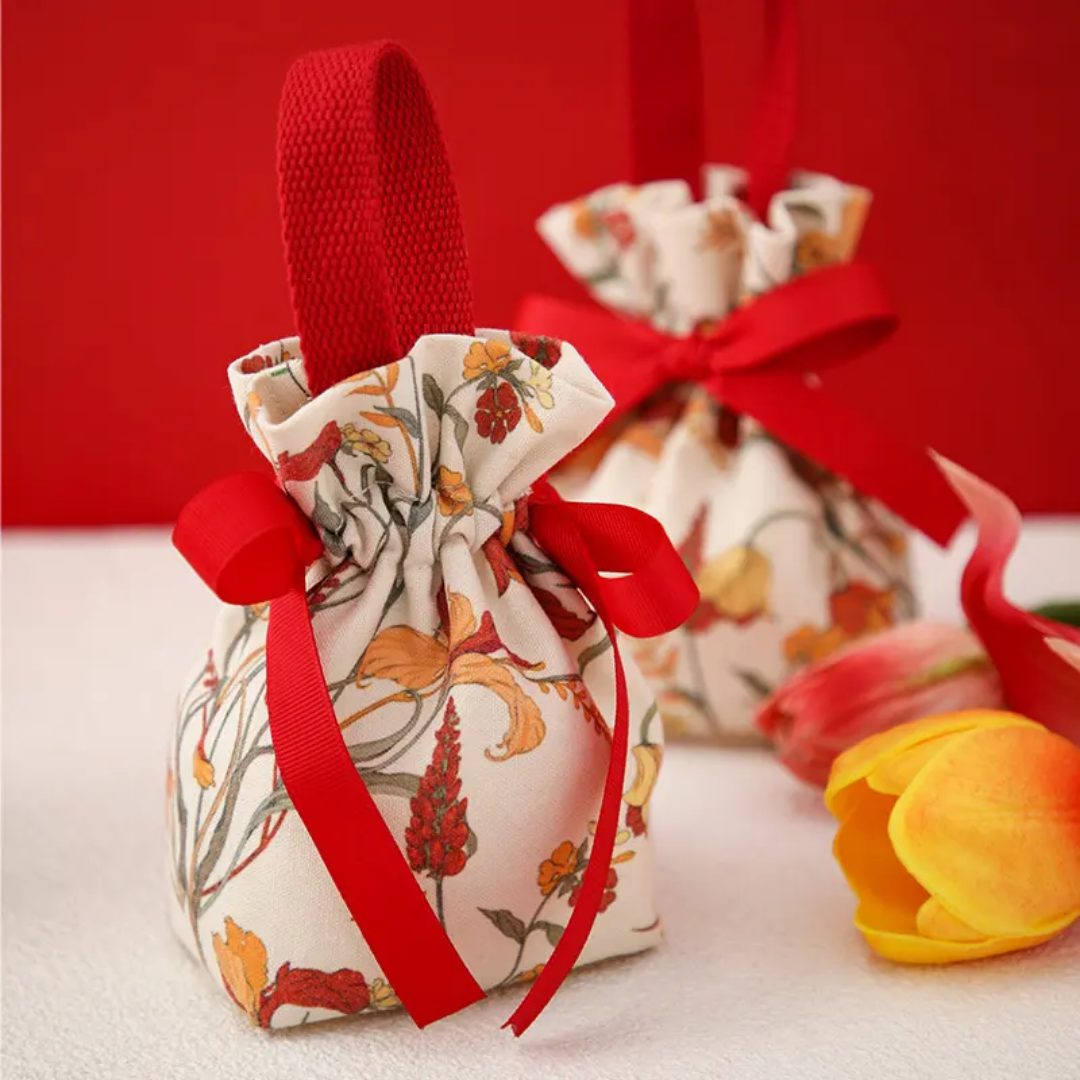 Amorae Gift Pouch (Red)