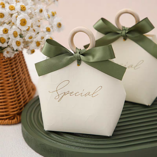Charmette Paper Gift Bag (Green)