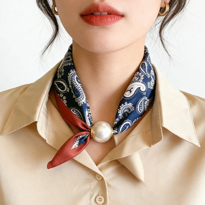 Paisel Magnetic Buckle Scarf with Pearl