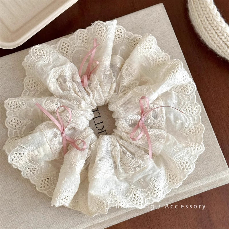 Luma Scrunchie