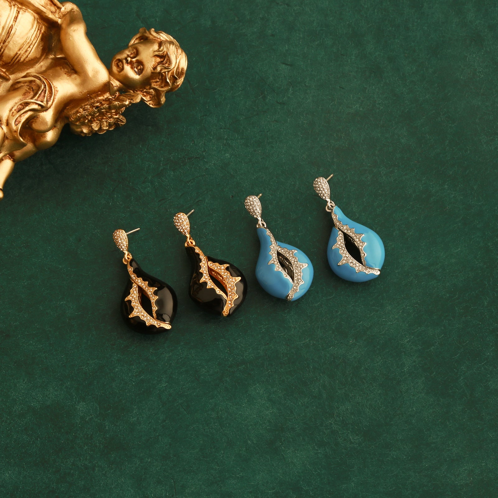 Teara Antique Earrings