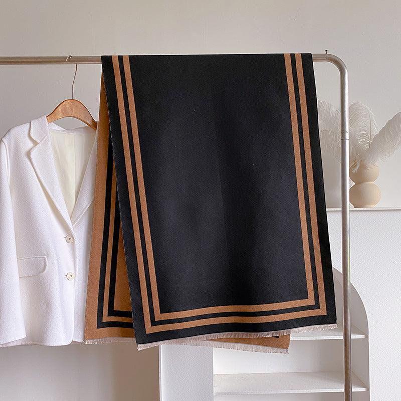 Line Noir Shawl