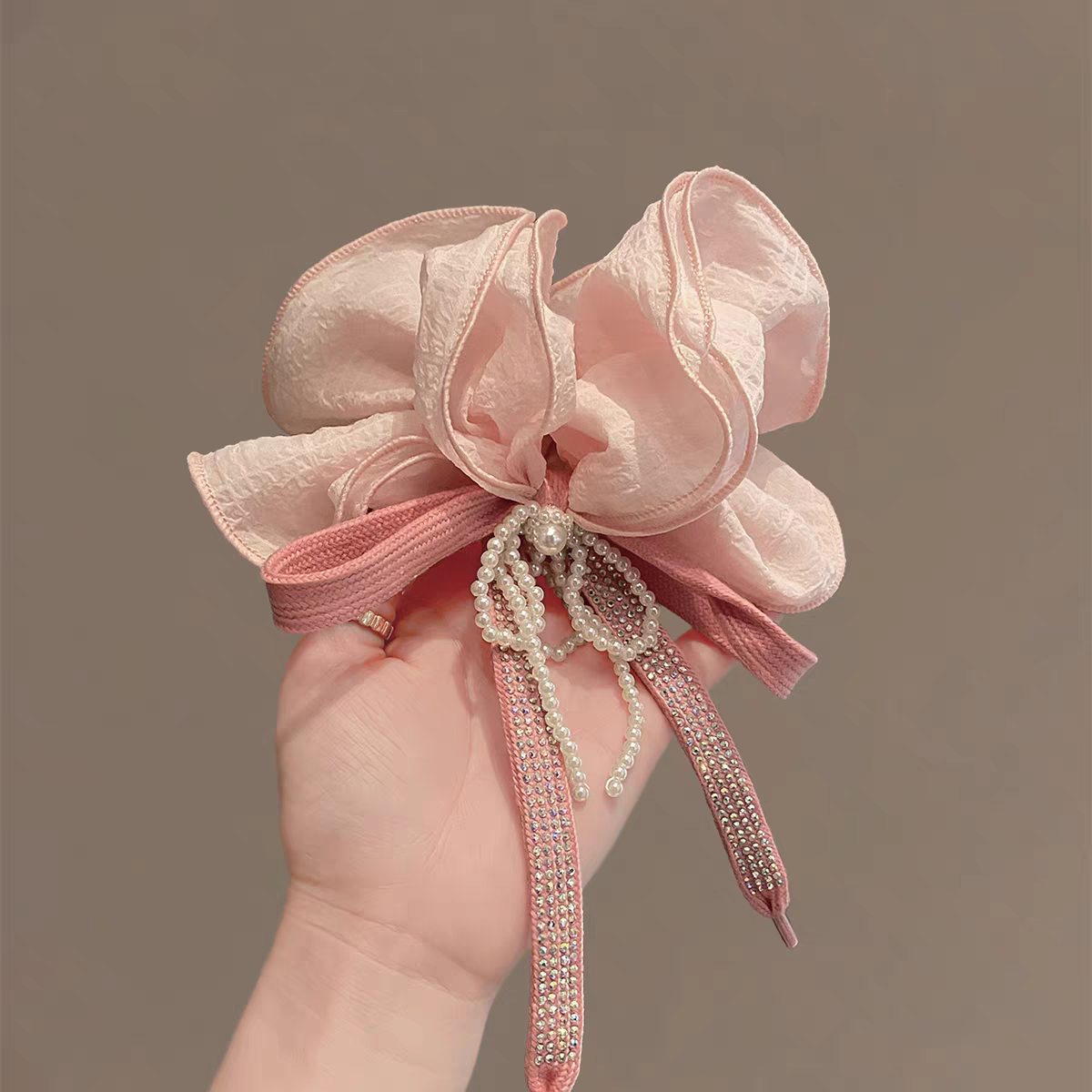 Palira Pearl Scrunchie