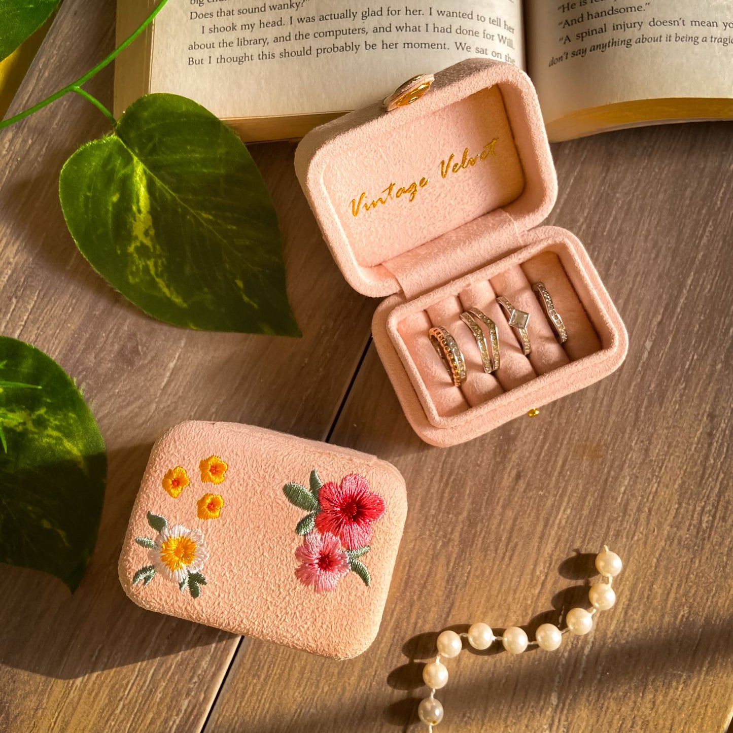 Pine Embroidered Ring Jewelry Box