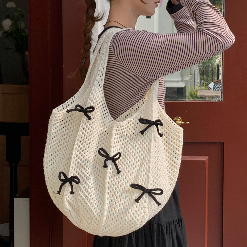 Avira Knitting Shopper
