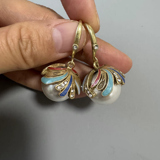 Mireva Glass Pearl Antique Earrings