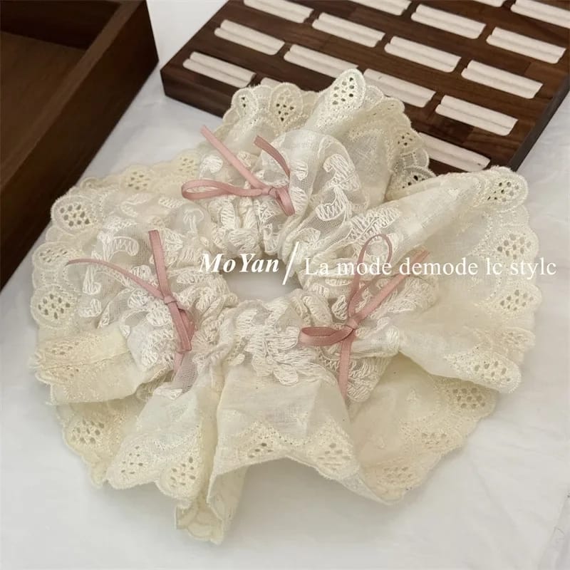 Luma Scrunchie