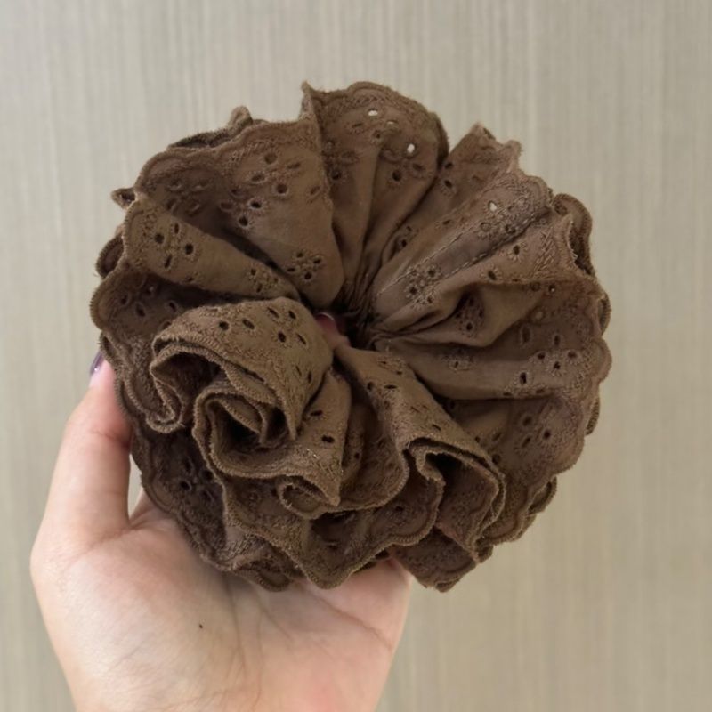 Nuvette Scrunchie