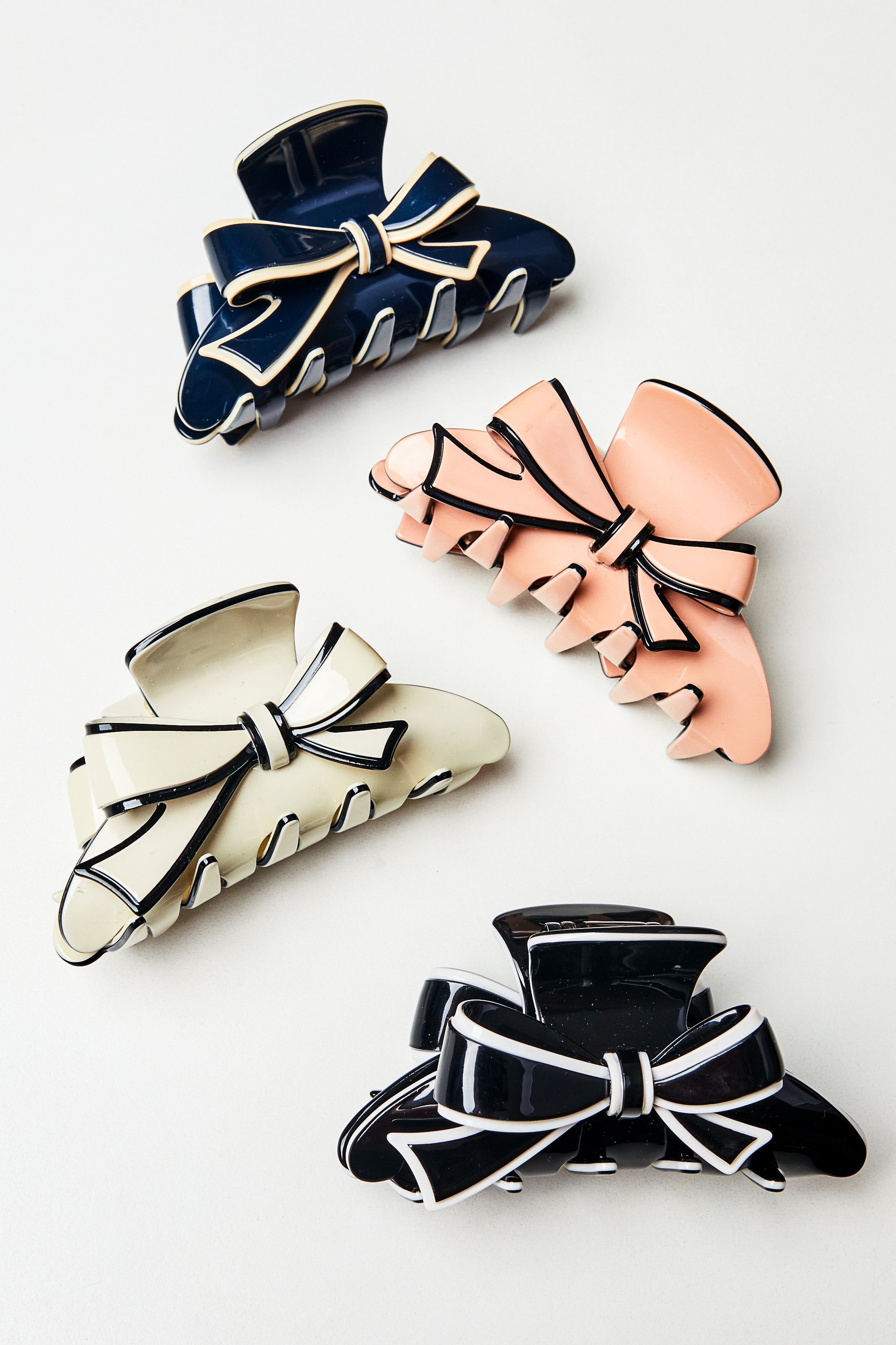 Diorra Medium Claw Clip