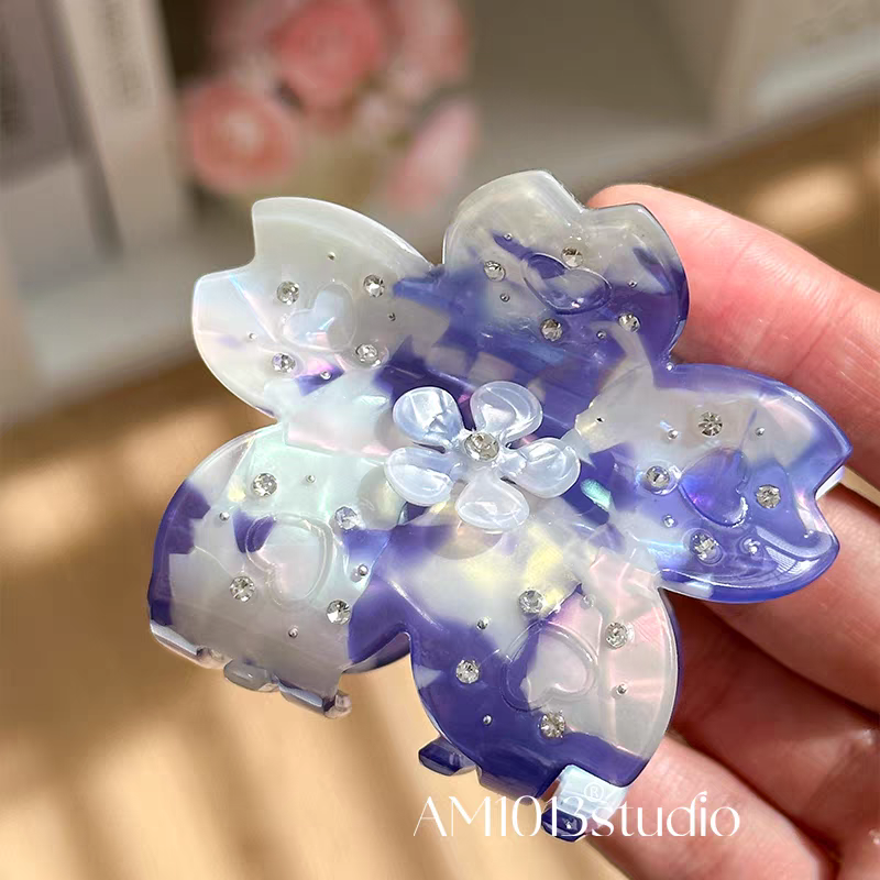Melisse Claw Clip