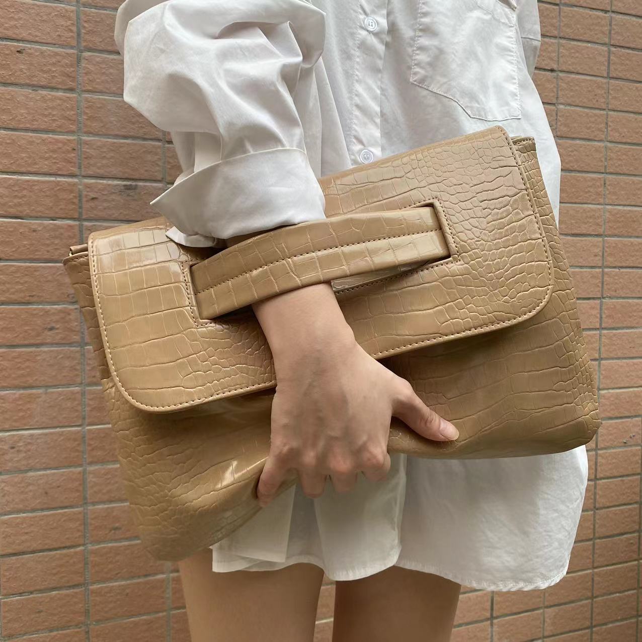 Maya Vegan Handbag (Beige)