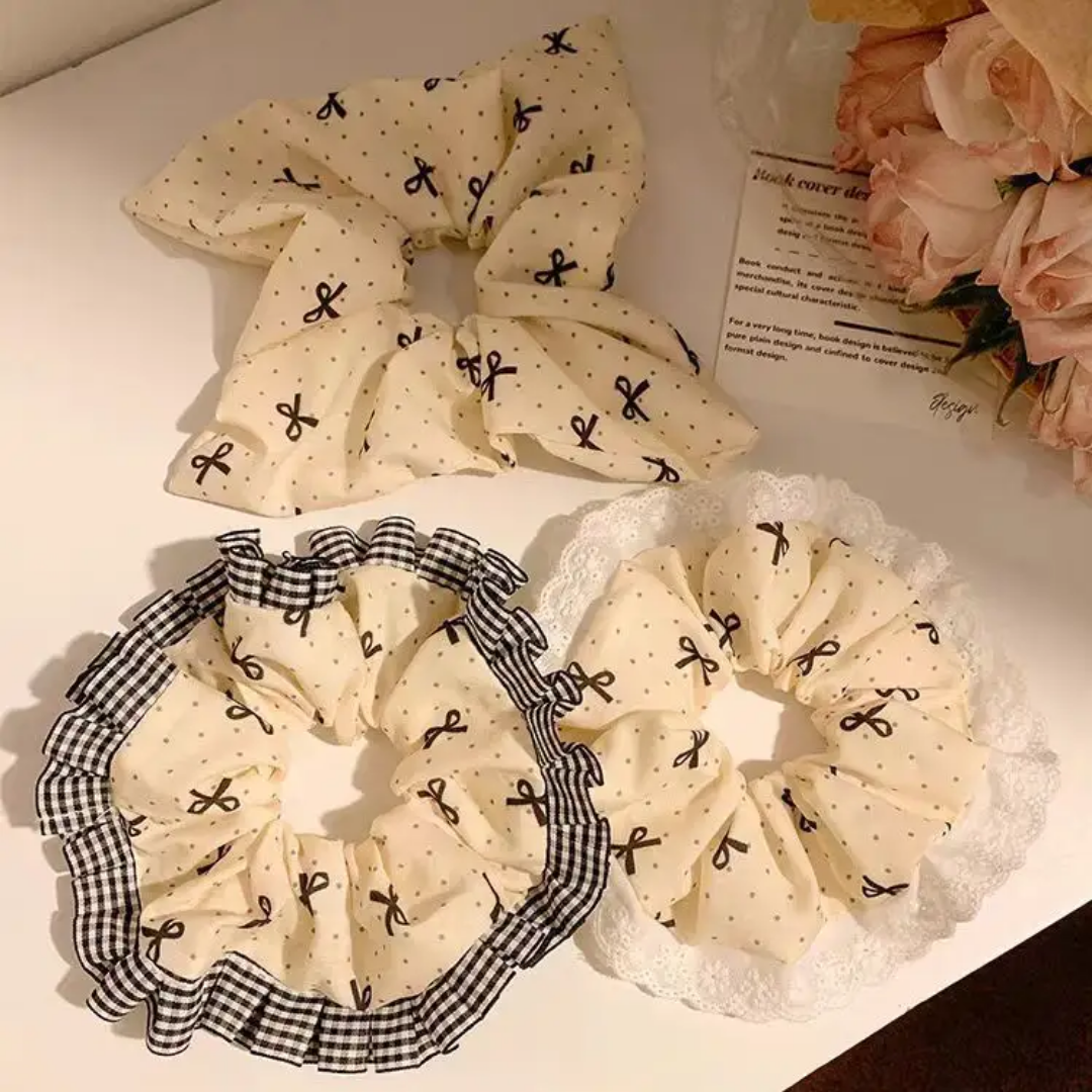 Dainty Scrunchie