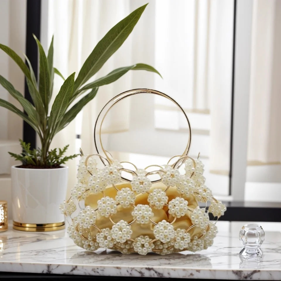 Aurette Pearl Evening Bag (White)