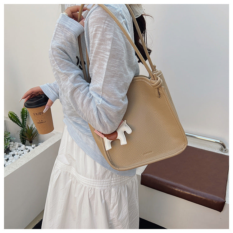 Savira Handbag with Charm (Brown)