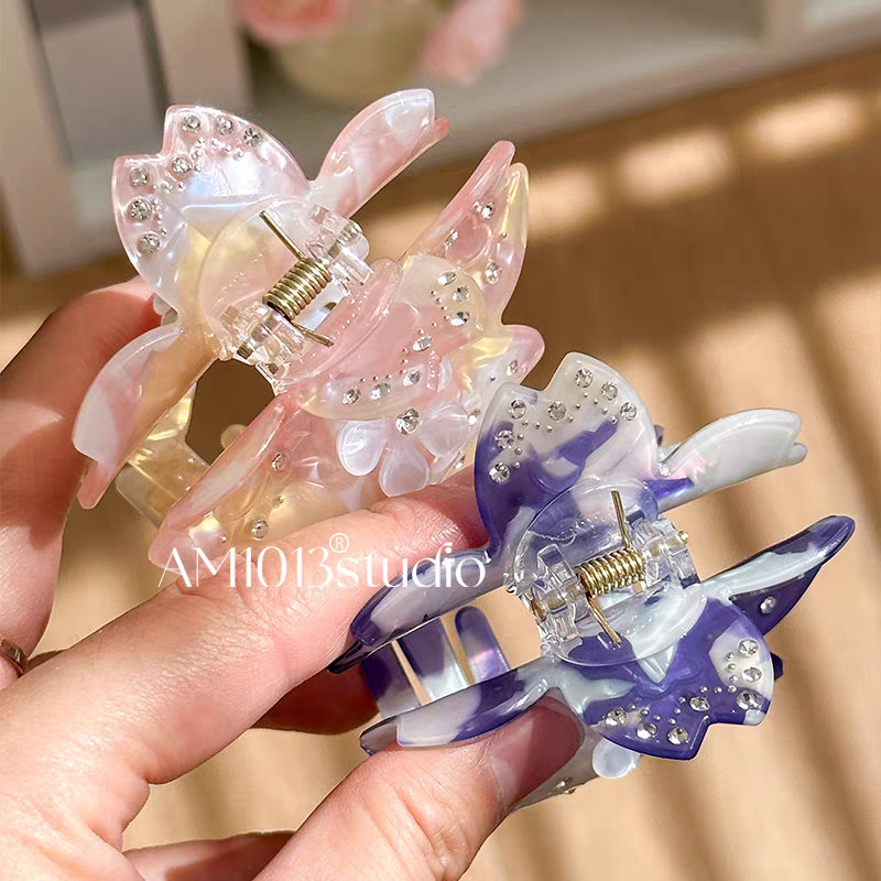 Melisse Claw Clip