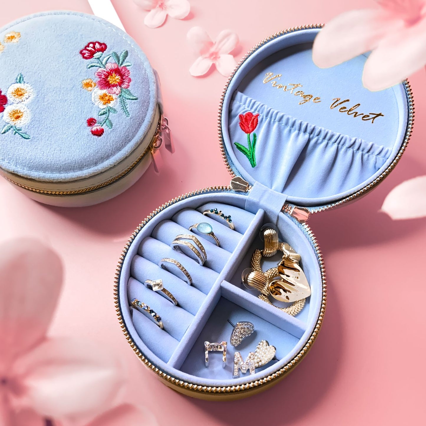 Pine Round Embroidered Jewelry Box