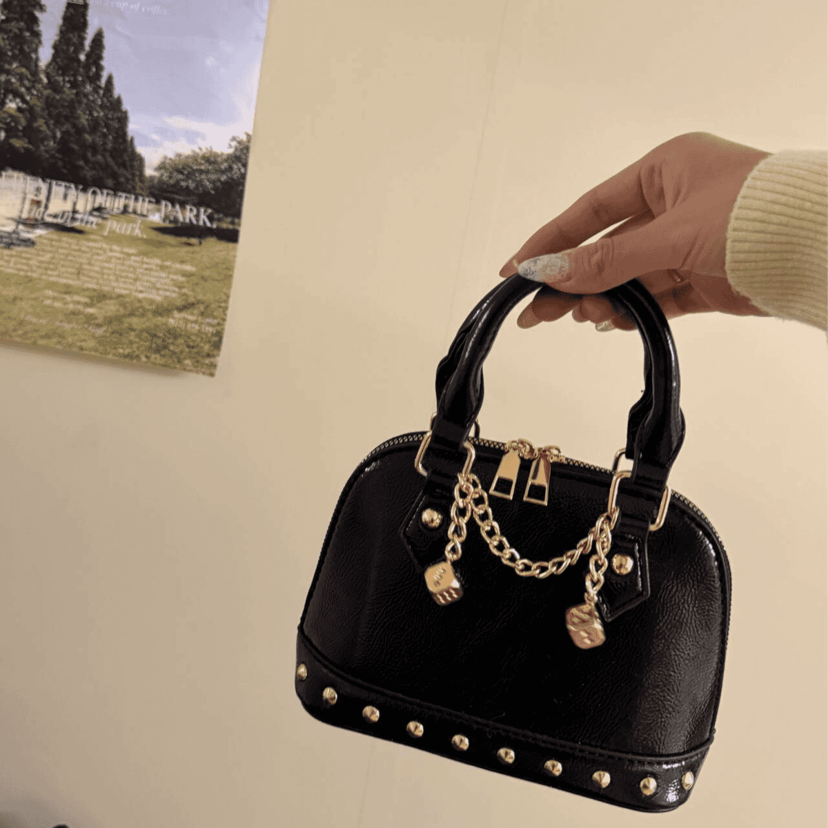 Chavelle Handbag (Black)