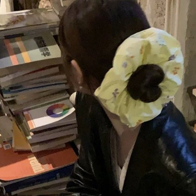 Grande Bloom Scrunchie