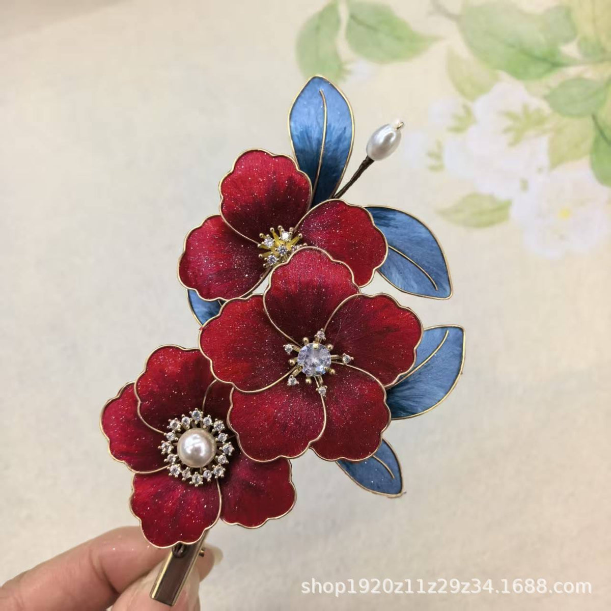 Serina Side Hair Clip