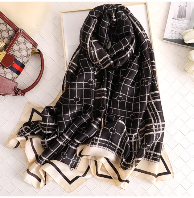 Classic Checks Black stole